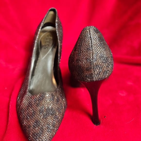 Sparkle Jaguar Heels - Picture 2 of 3